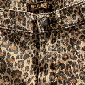 Men’s cheetah/leopard skinny Jean